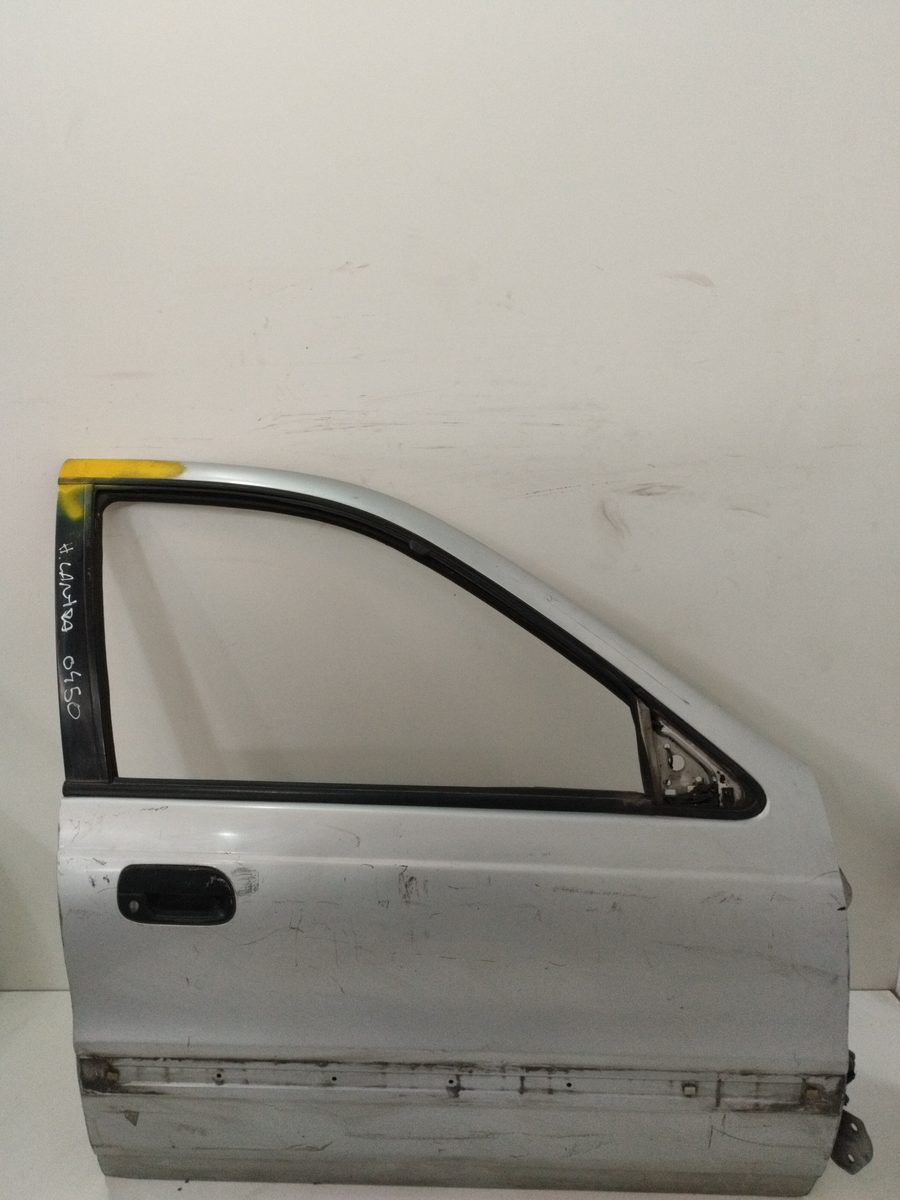 Puerta Delantera Derecha Hyundai Lantra Berlina (RD) 1995-1998 GLS