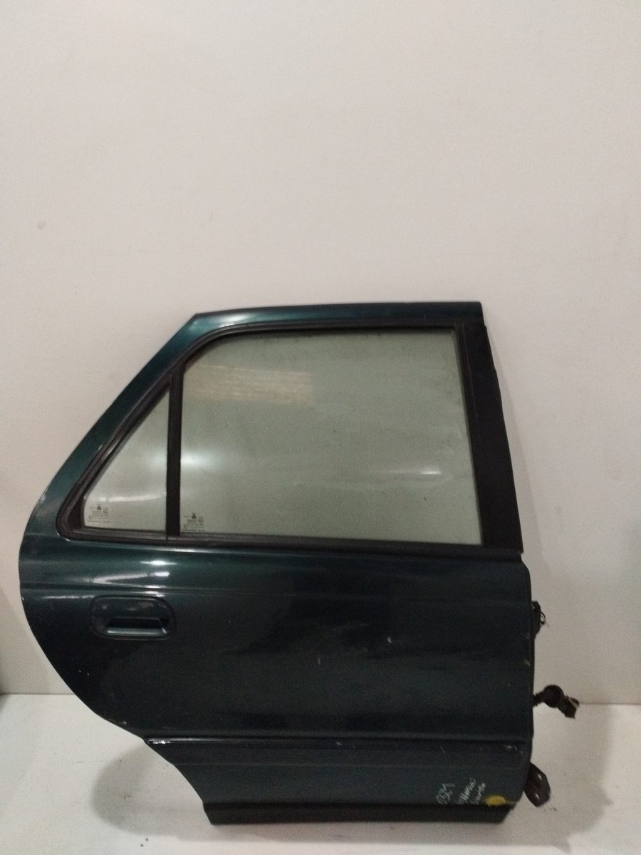 Puerta Delantera Derecha Hyundai Lantra (J1) 1991-Actualidad GLS DOHC
