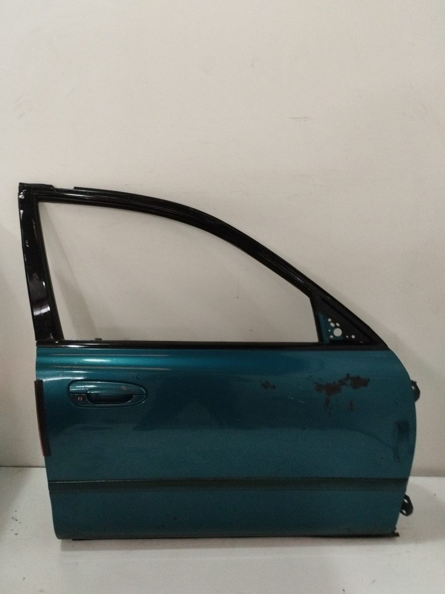 Puerta Delantera Derecha Mazda 626 Berlina (GE) 1991-1997