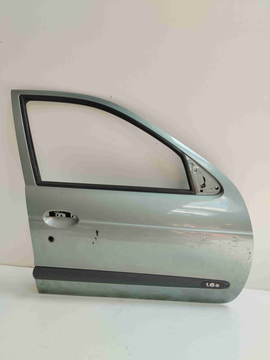 Puerta Delantera Derecha Renault Megane I Classic (LA0) 1996-2001 Alize