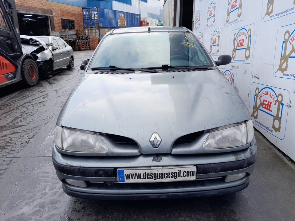 Renault Megane I Classic (LA0) del que se desmontó esta pieza