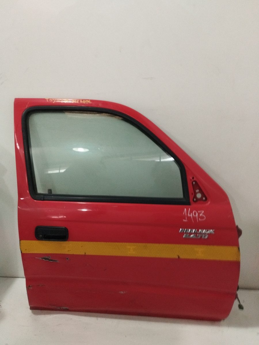 Puerta Delantera Derecha Toyota Hilux 1997-2004 HILUX I