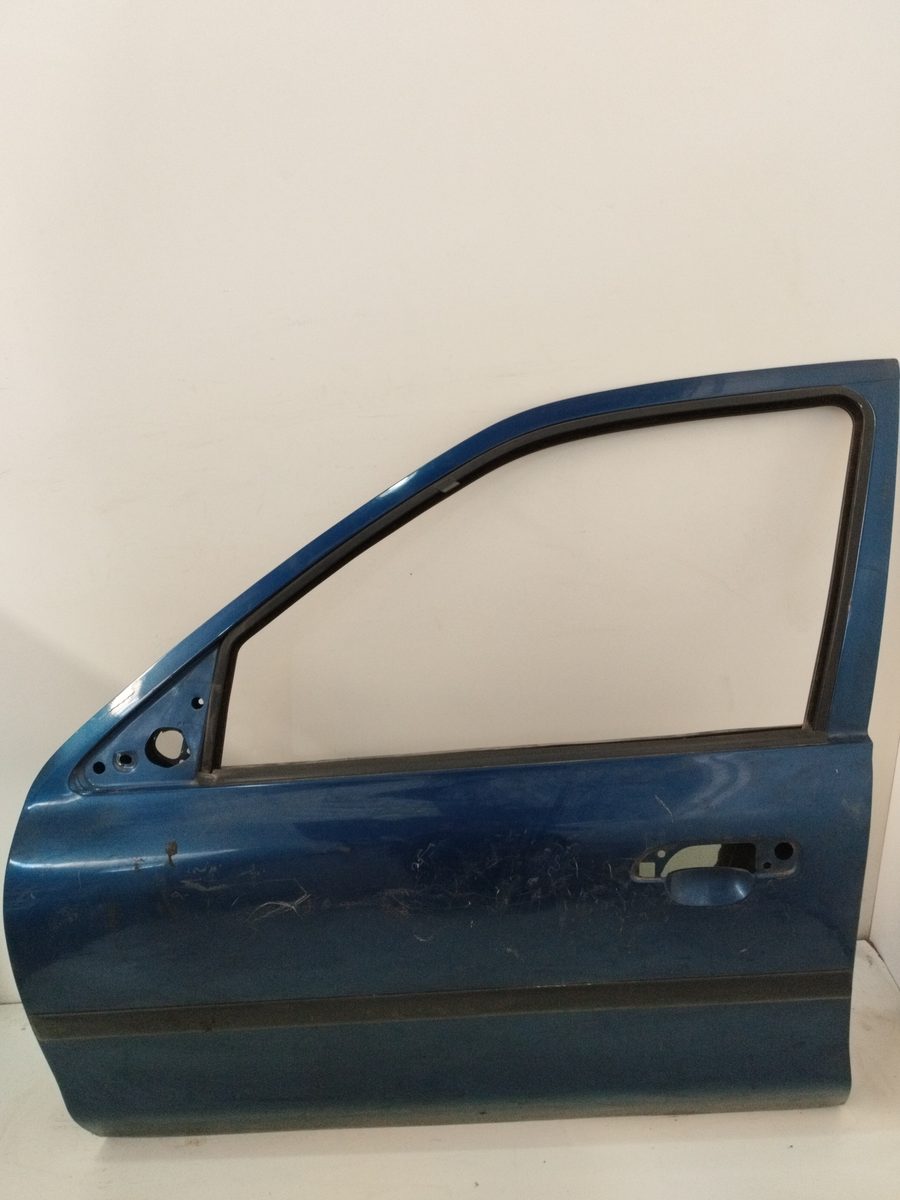 Puerta Delantera Izquierda Ford Mondeo Berlina (GD) 1996-2001