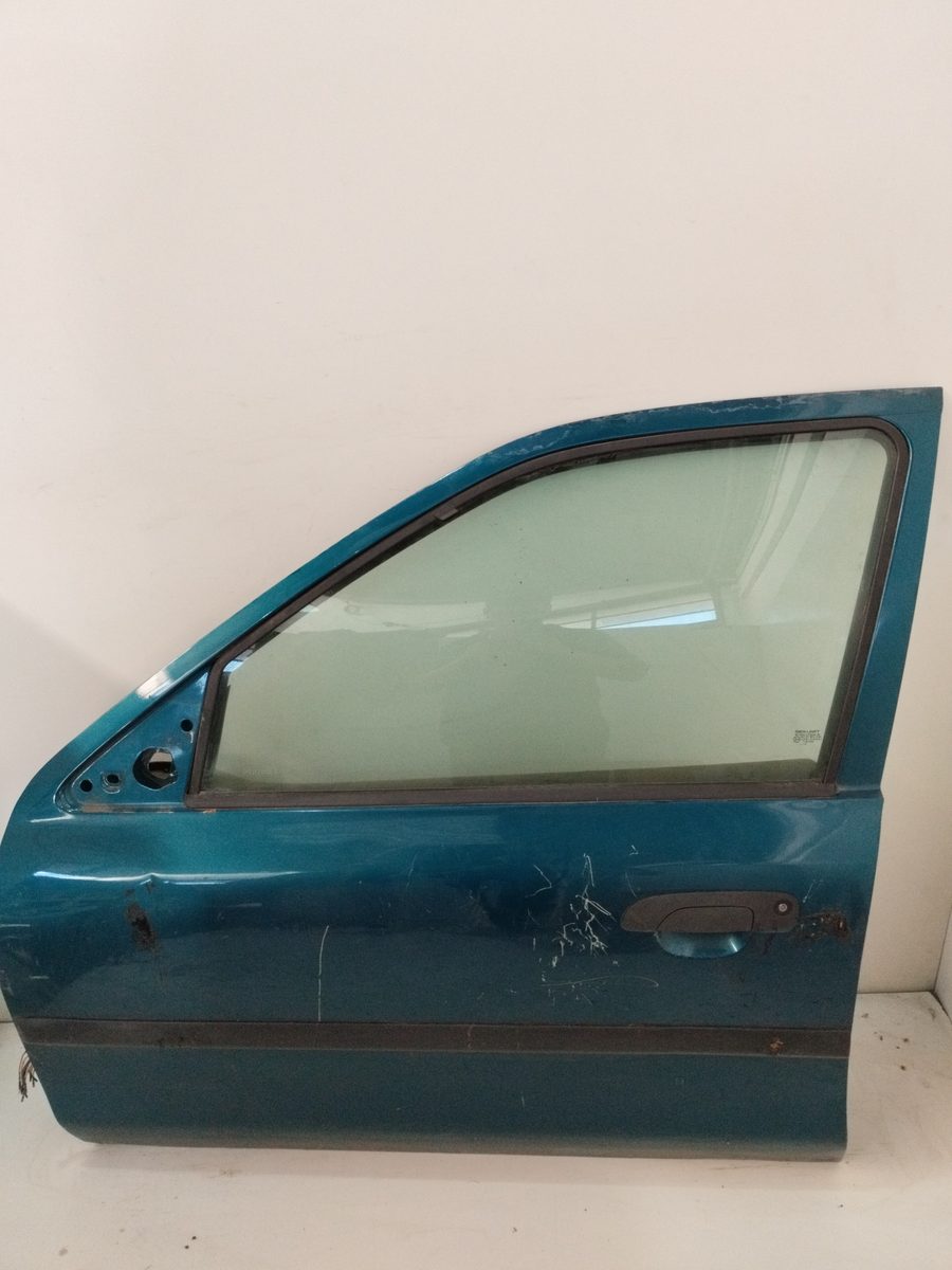 Puerta Delantera Izquierda Ford Mondeo Berlina (GD) 1996-2001