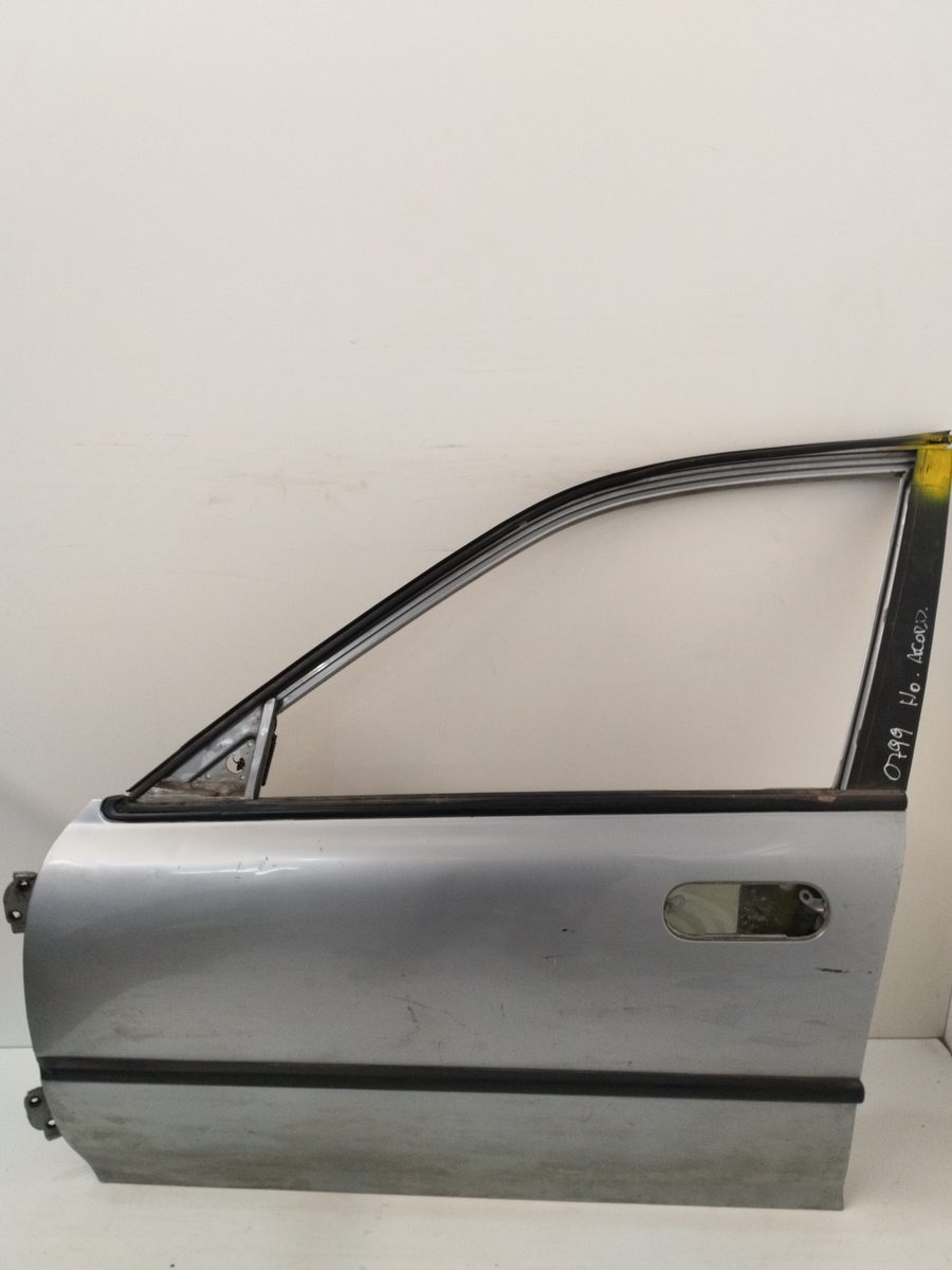 Puerta Delantera Izquierda Honda Accord (CA) 1985-Actualidad EX Berlina (CA5)