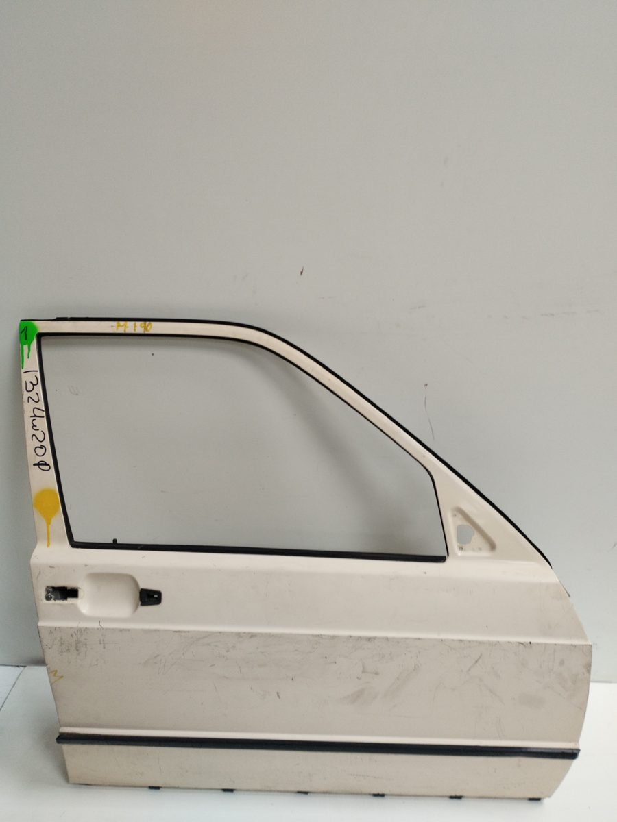 Puerta Delantera Izquierda Mercedes-Benz Clase C (W201) Berlina 1982-1993