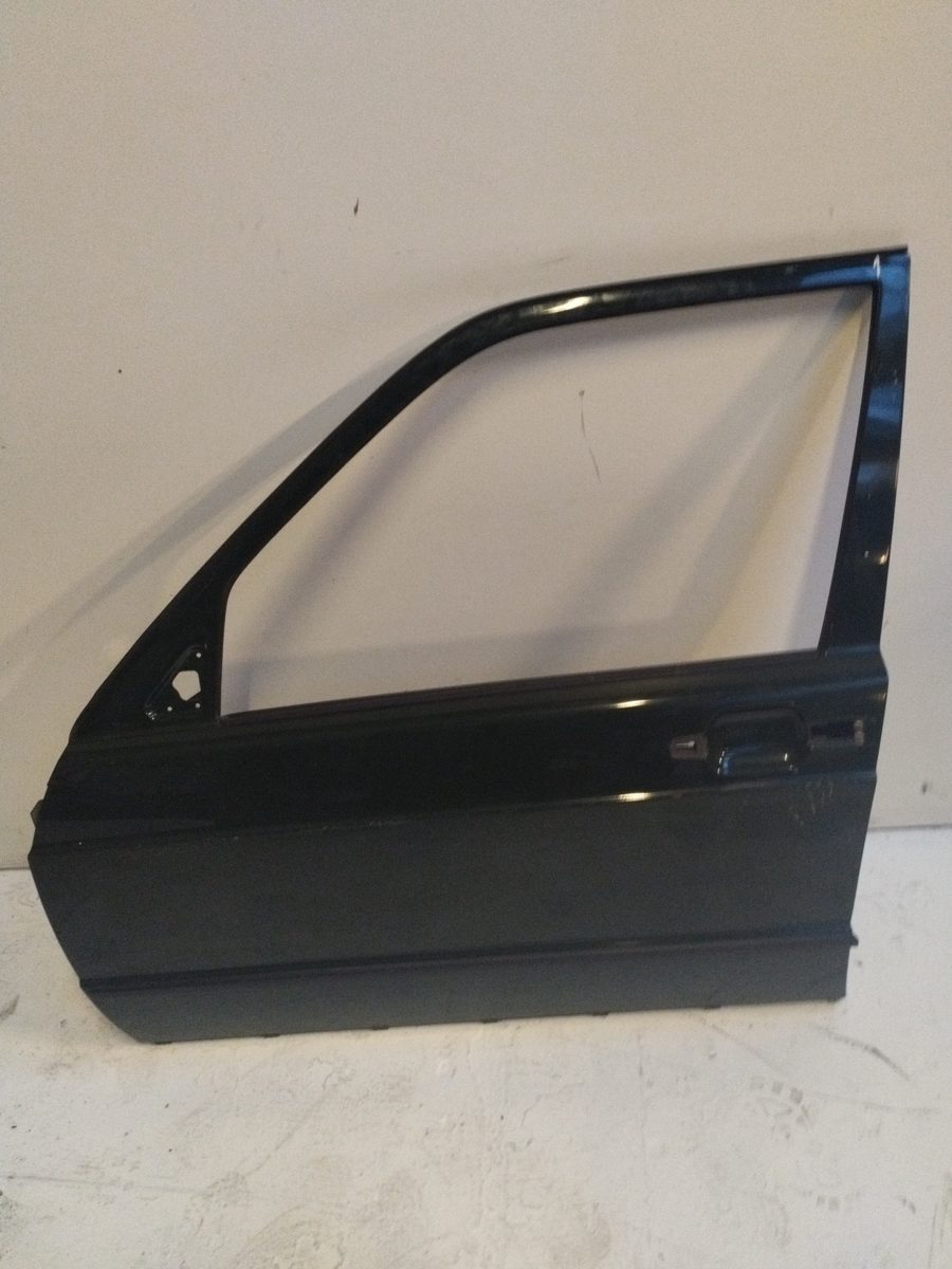 Puerta Delantera Izquierda Mercedes-Benz Clase C (W201) Berlina 1982-1993 A2017201505