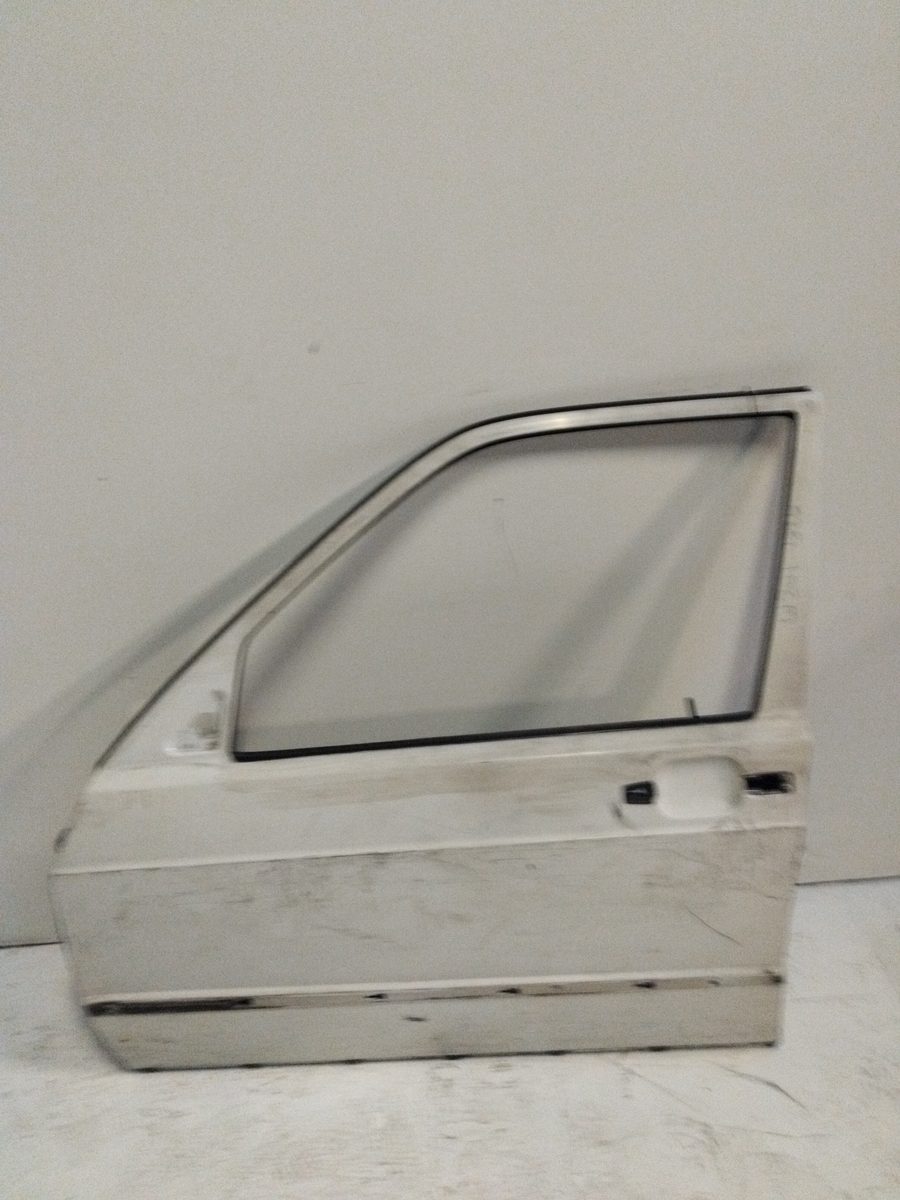 Puerta Delantera Izquierda Mercedes-Benz Clase C (W201) Berlina 1982-1993 A2017201505