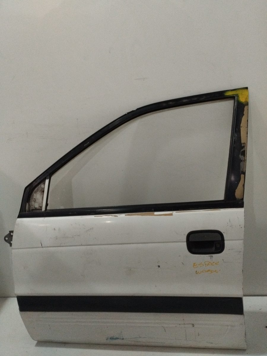 Puerta Delantera Izquierda Mitsubishi Space Wagon (N80/N90) 1998-2005 GDI CAT