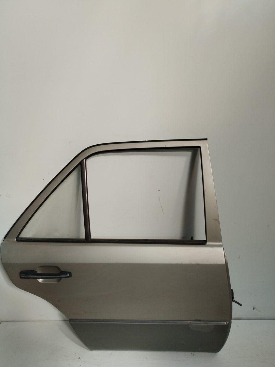 Puerta Trasera Derecha Mercedes-Benz Clase E (W124) Berlina 1984-1997