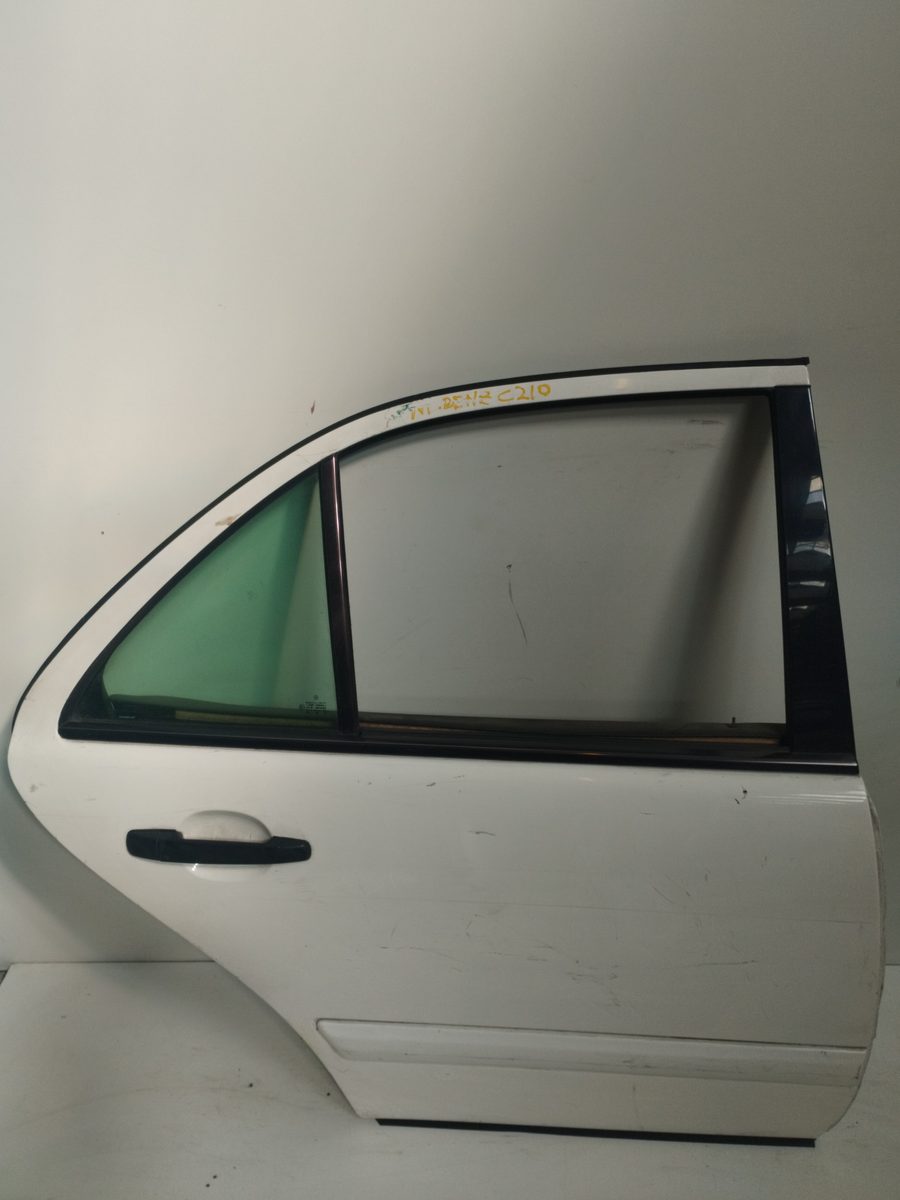 Puerta Trasera Derecha Mercedes-Benz Clase E (W210) Berlina 1995-2002