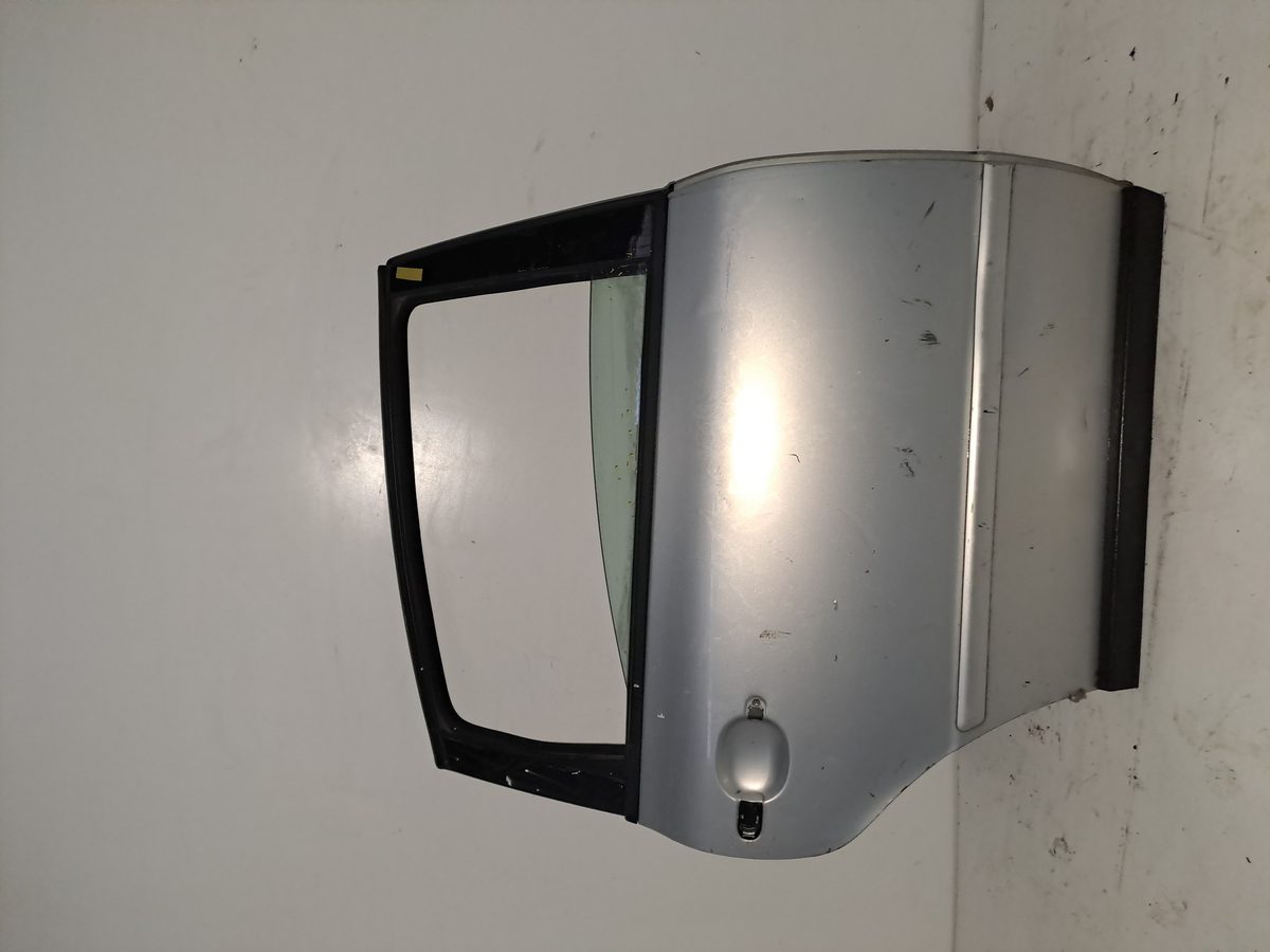 Puerta Trasera Derecha Volkswagen Passat Berlina (3B3) 2000-2005 Advance