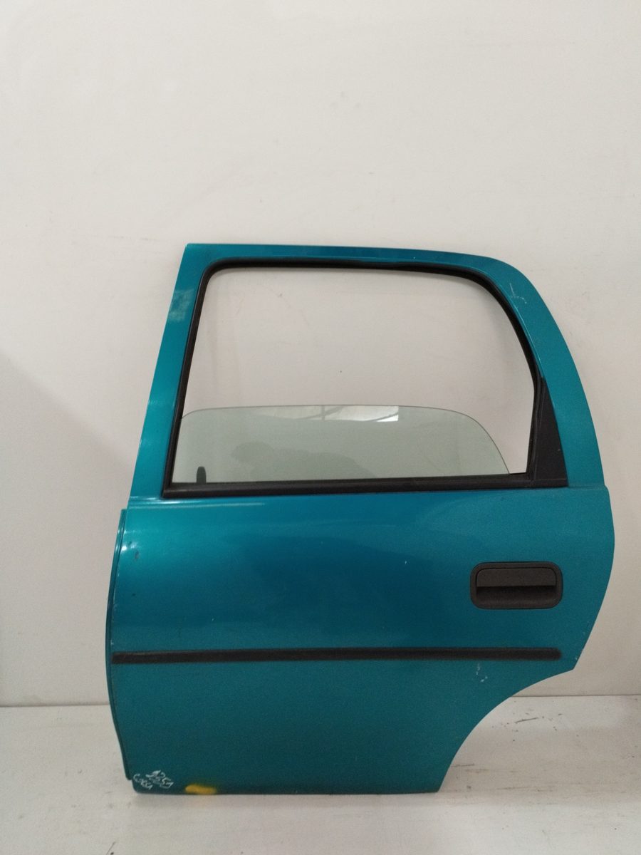 Puerta Trasera Izquierda Chevrolet Corsa B 1996-2000 Diesel