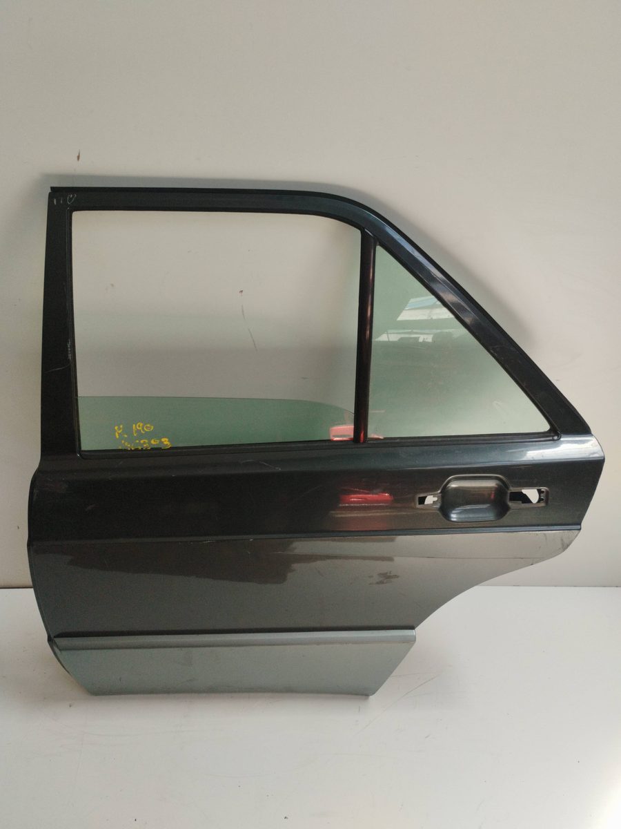 Puerta Trasera Izquierda Mercedes-Benz Clase C (W201) Berlina 1982-1993