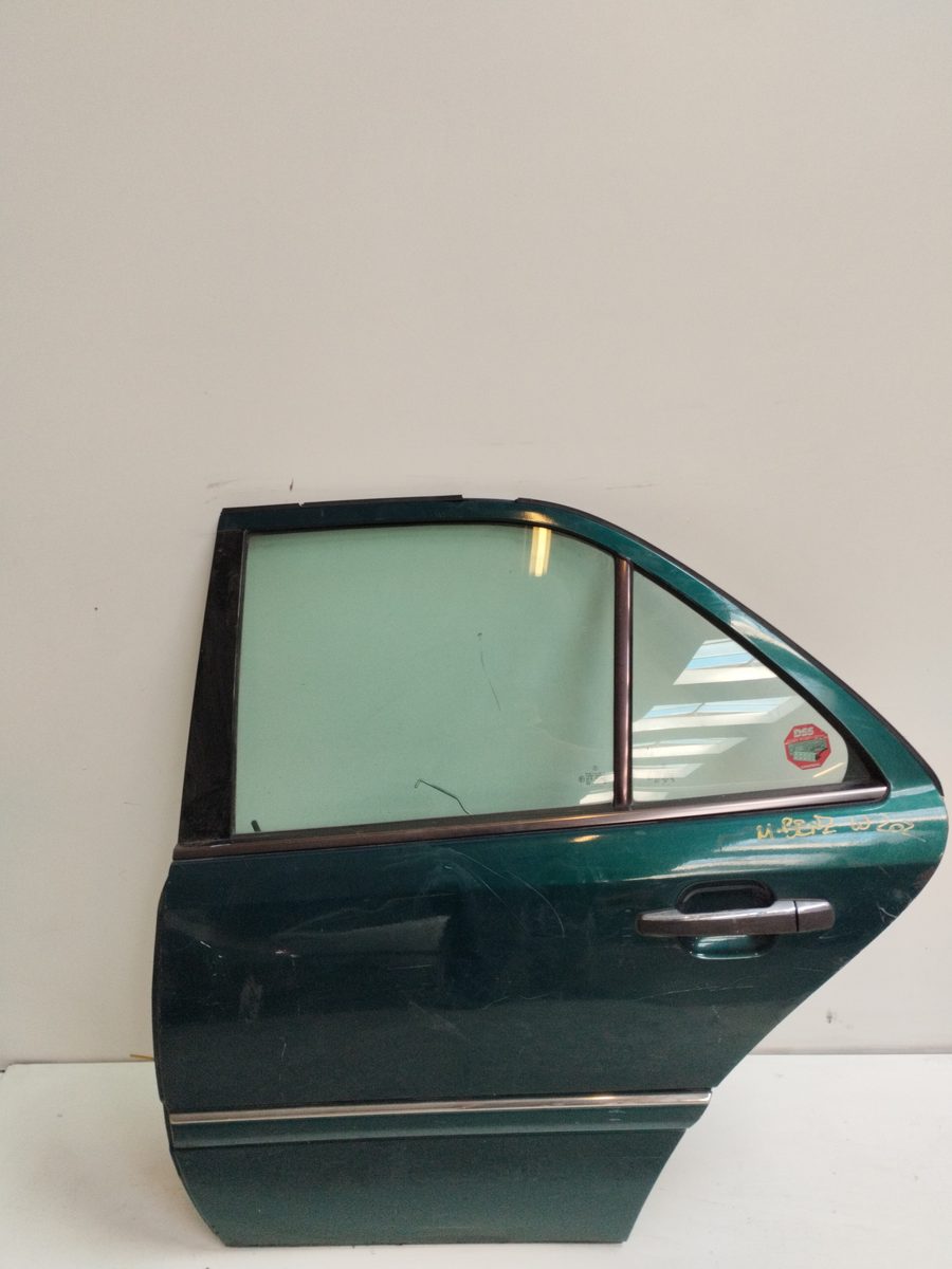 Puerta Trasera Izquierda Mercedes-Benz Clase C (W202) Berlina 1993-2000