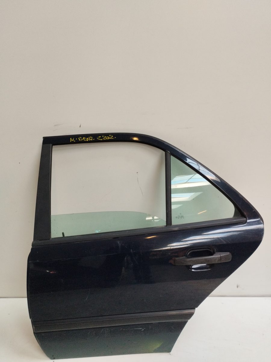 Puerta Trasera Izquierda Mercedes-Benz Clase C (W202) Berlina 1993-2000