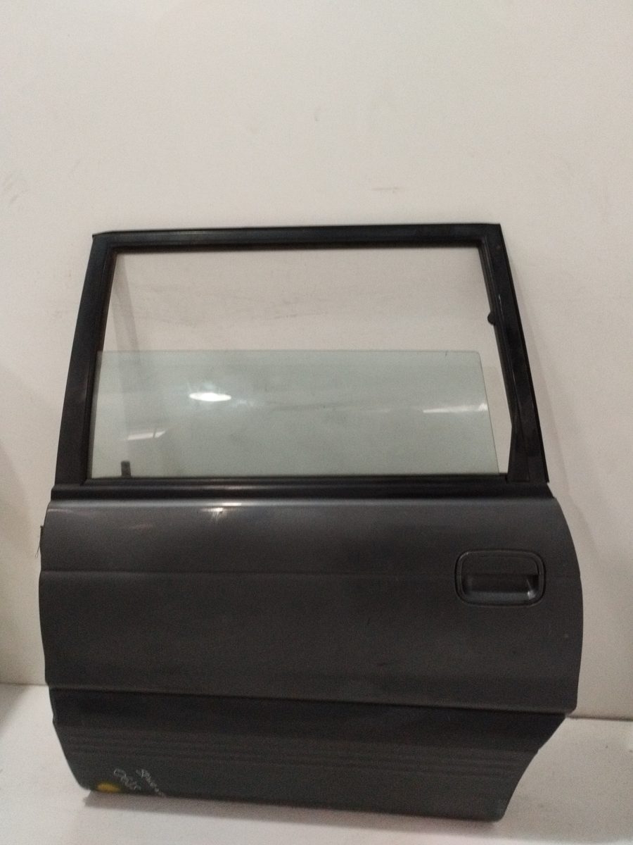 Puerta Trasera Izquierda Mitsubishi Space Wagon (N80/N90) 1998-2005 Cool