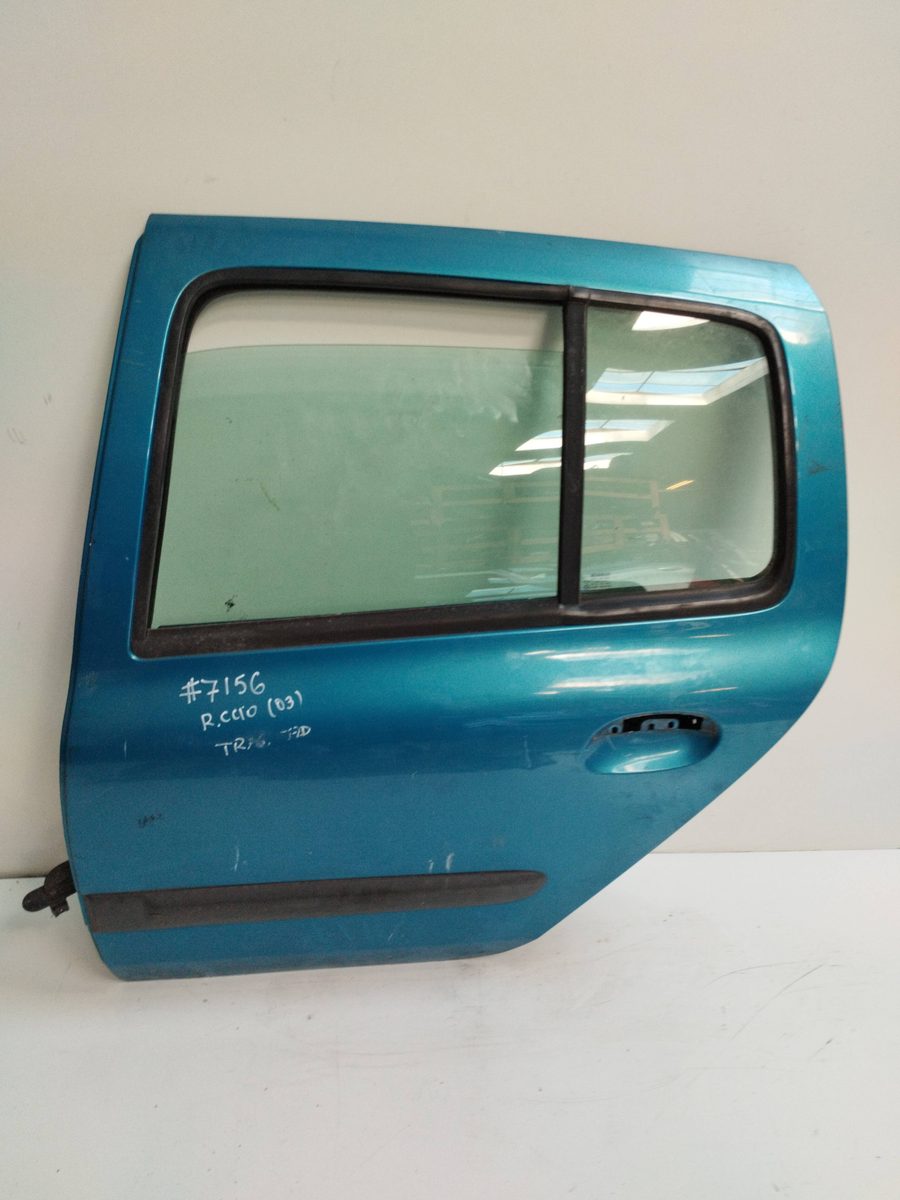 Puerta Trasera Izquierda Renault Clio Ii Fase Ii (B/CB0) 2001-2013 Authentique