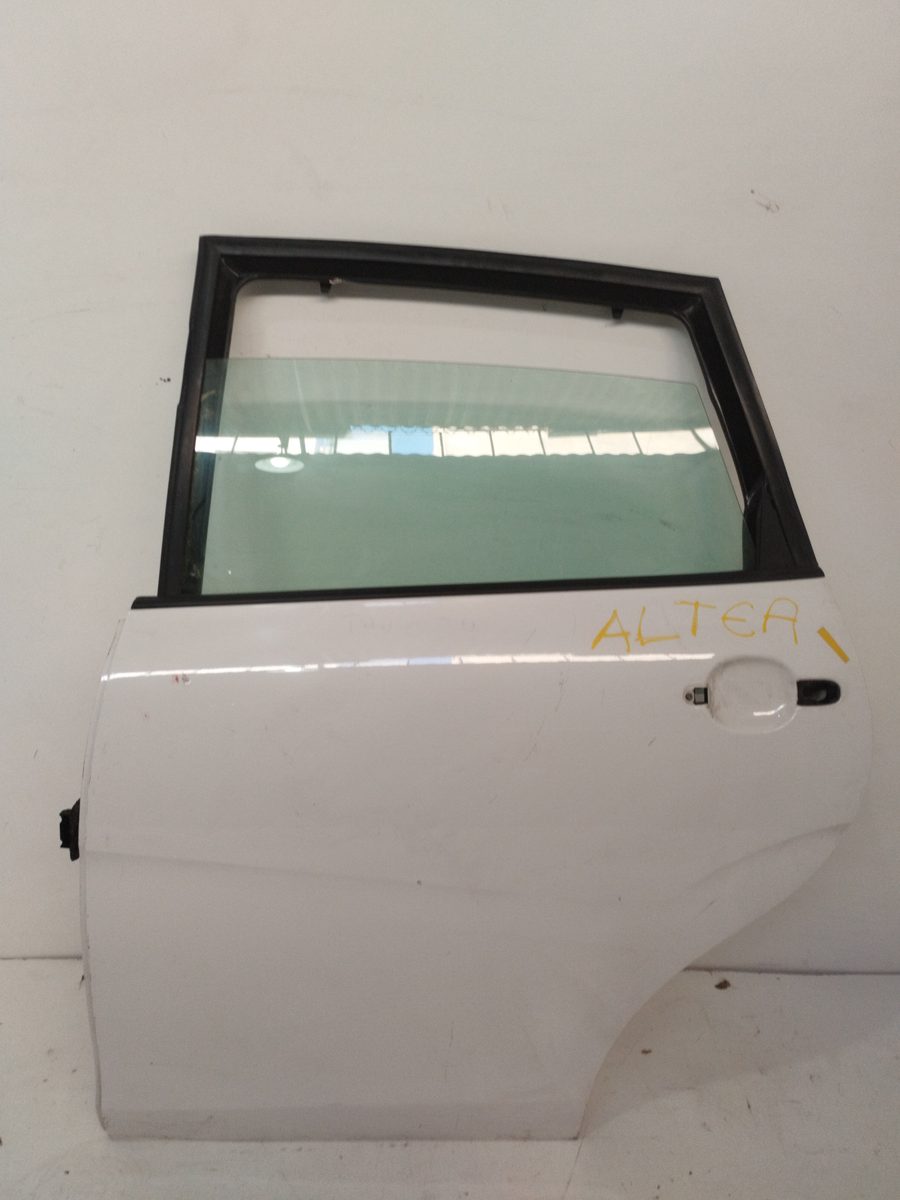 Puerta Trasera Izquierda SEAT Altea Xl (5P5) 2006-2015 Reference