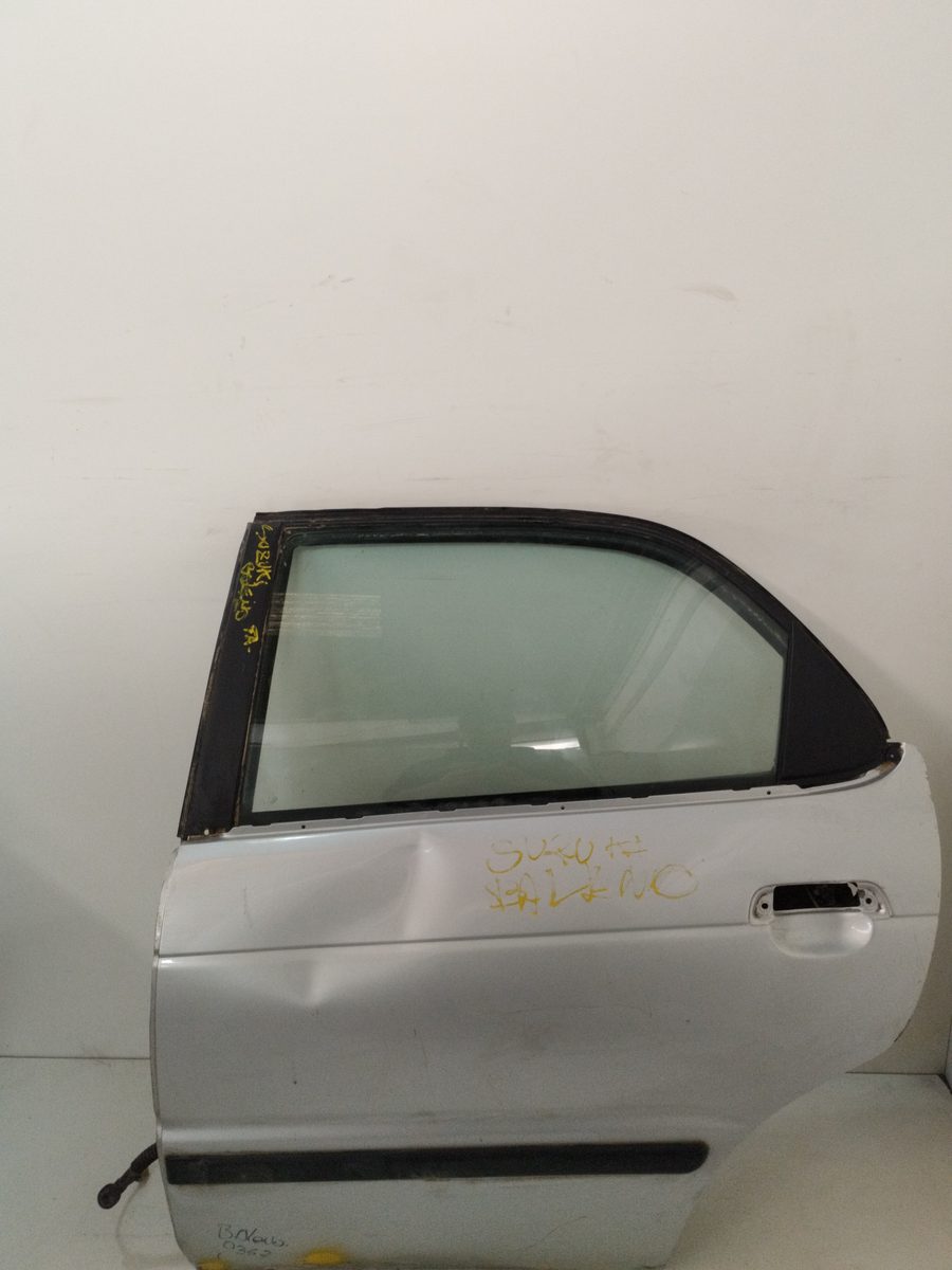Puerta Trasera Izquierda Suzuki Baleno Berlina Sy (EG) 1995-2001 GLX (4-ptas.)