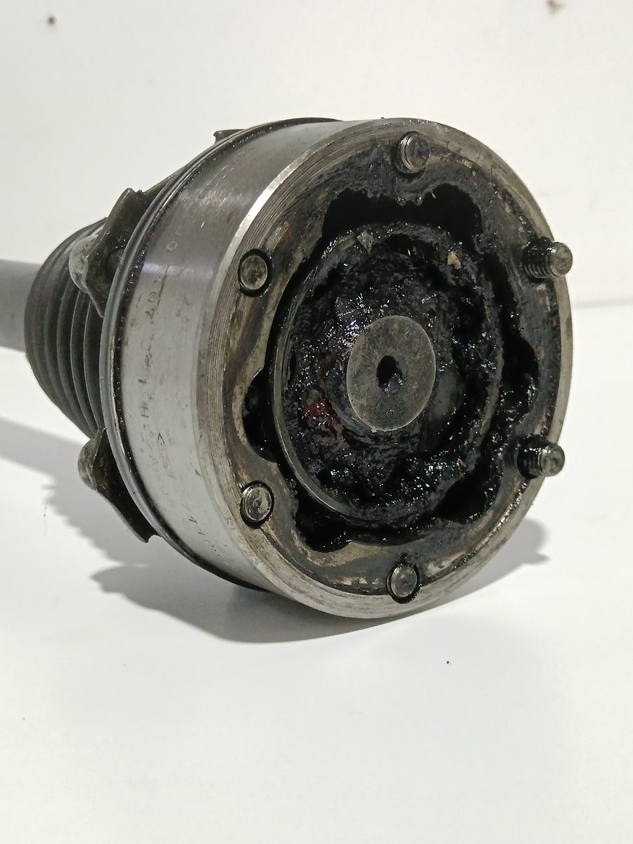 Semieje Delantero Izquierdo Volkswagen Jetta (1K2) 2005-2010