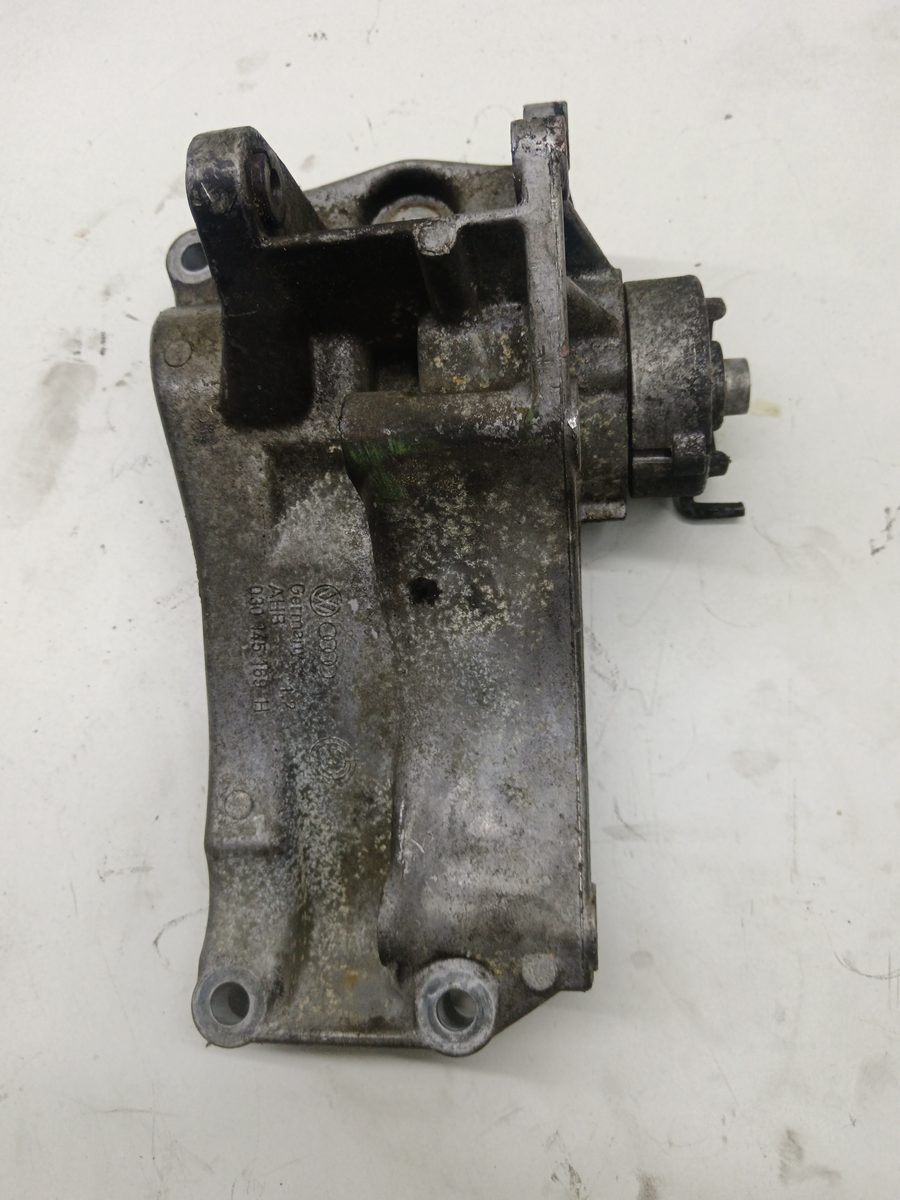 Soporte Alternador Volkswagen Polo Berlina (6N1) 1994-1999 Air 1.9L 47kW 030145169