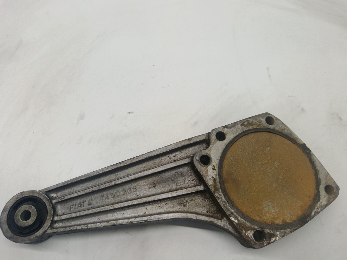 Soporte Motor Izquierdo Fiat Croma (182) 1986-1996 2.5 Turbodiesel 2.5L 85kW FIAT7450265