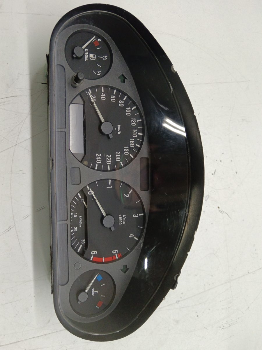 Tablero De Instrumentos BMW Serie 3 Berlina (E36) 1990-1998 316i 1.6L 75kW 62118364380