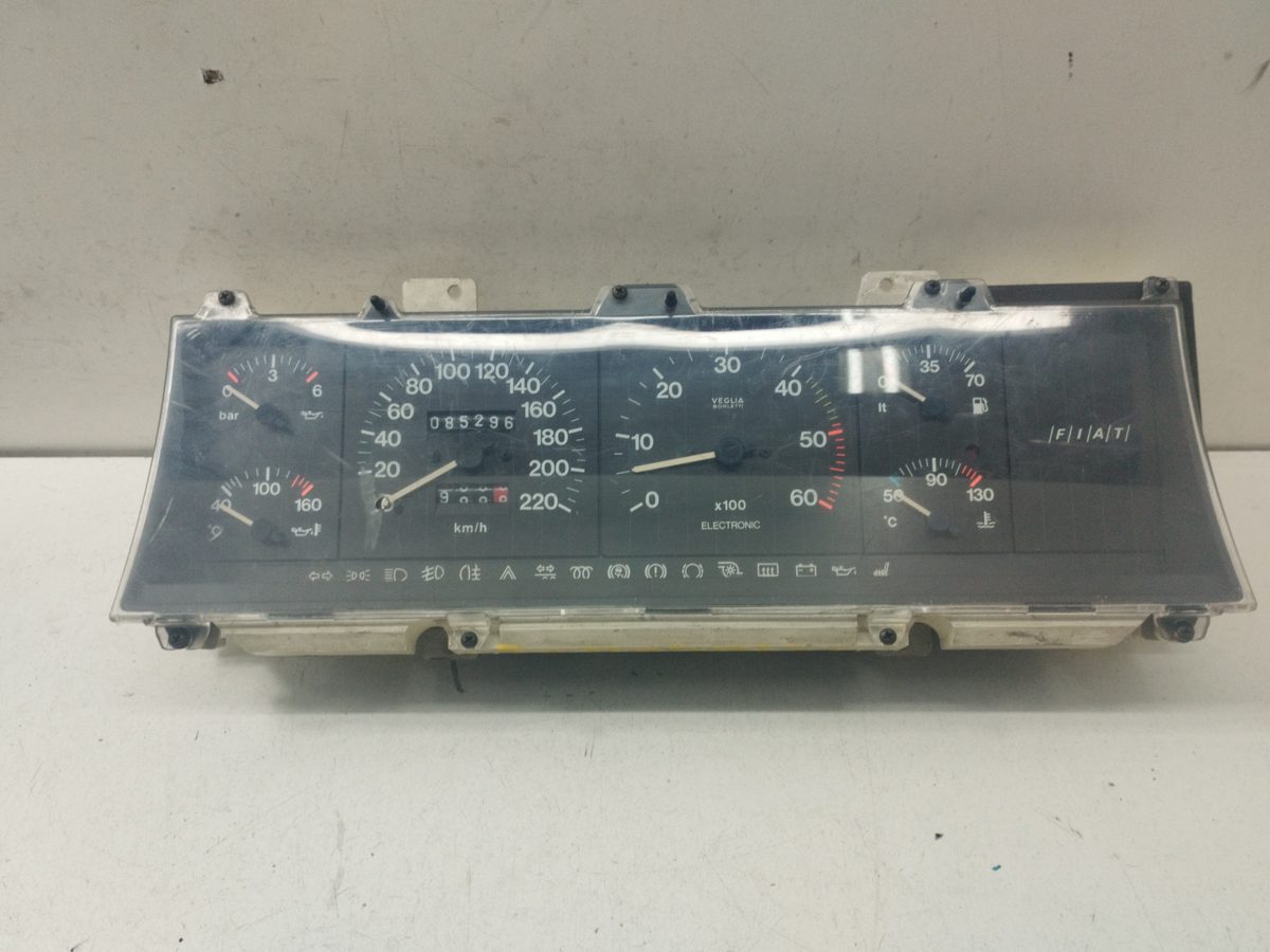 Tablero De Instrumentos Fiat Croma (182) 1986-1996 2.5 Turbodiesel 2.5L 85kW 82436596