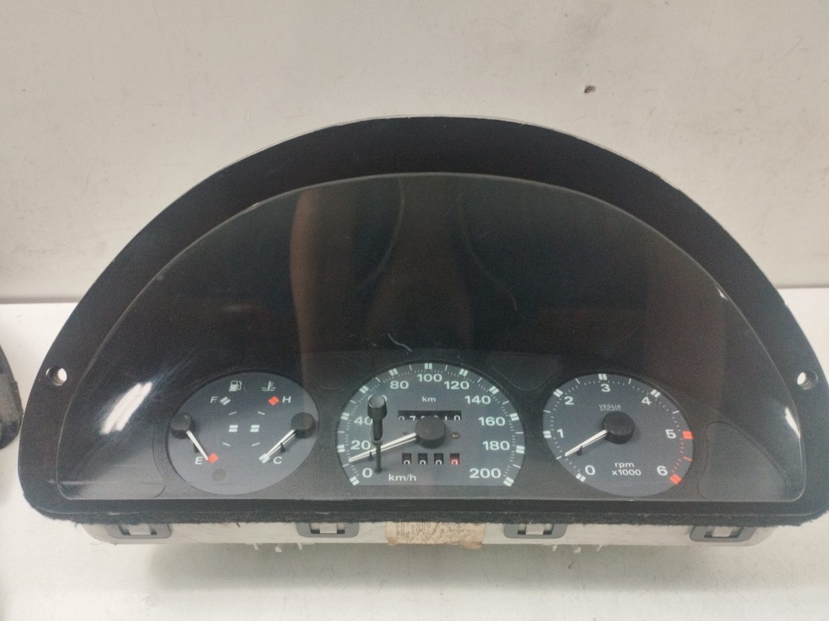 Tablero De Instrumentos Fiat Punto Berlina (176) 1996-1999 1.7 Diesel 1.7L 42kW 46461408