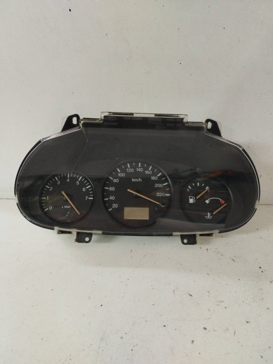 Tablero De Instrumentos Ford Fiesta Berlina (DX) 1999-2002 Ambiente 1.8L 55kW 44ZU174