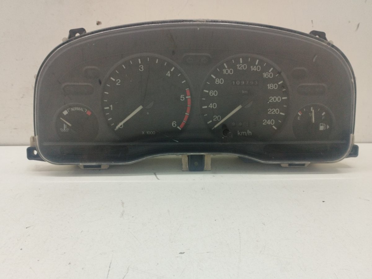 Tablero De Instrumentos Ford Mondeo Berlina (GD) 1996-2001 Ghia 1.8L 66kW 95BP10C956B
