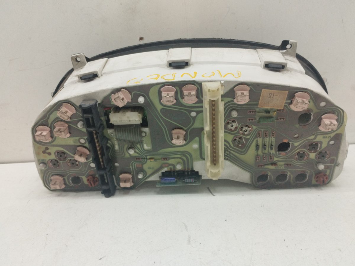 Tablero de Instrumentos Ford Mondeo (GD) 1996-2001