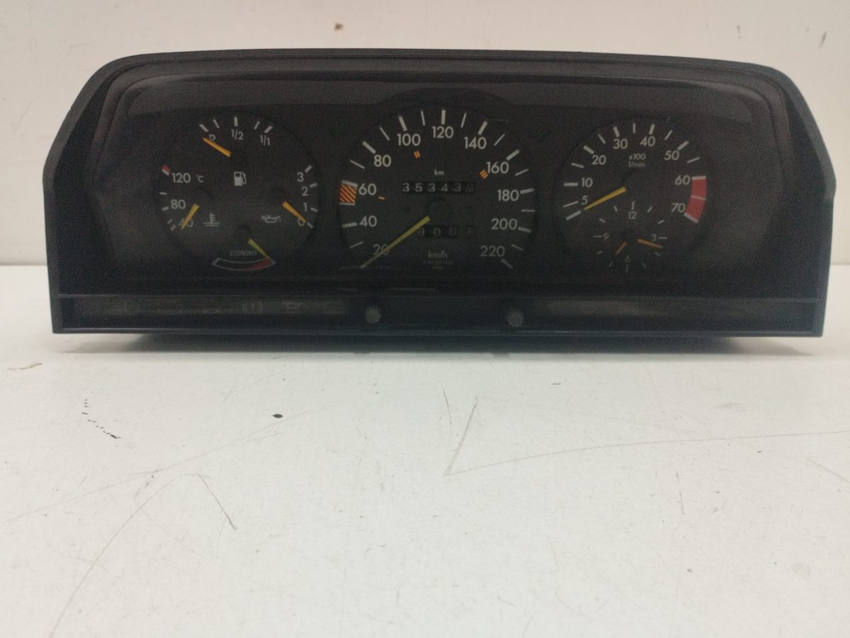 Tablero De Instrumentos Mercedes-Benz Clase C (W201) Berlina 1982-1993 2,3 2015429606