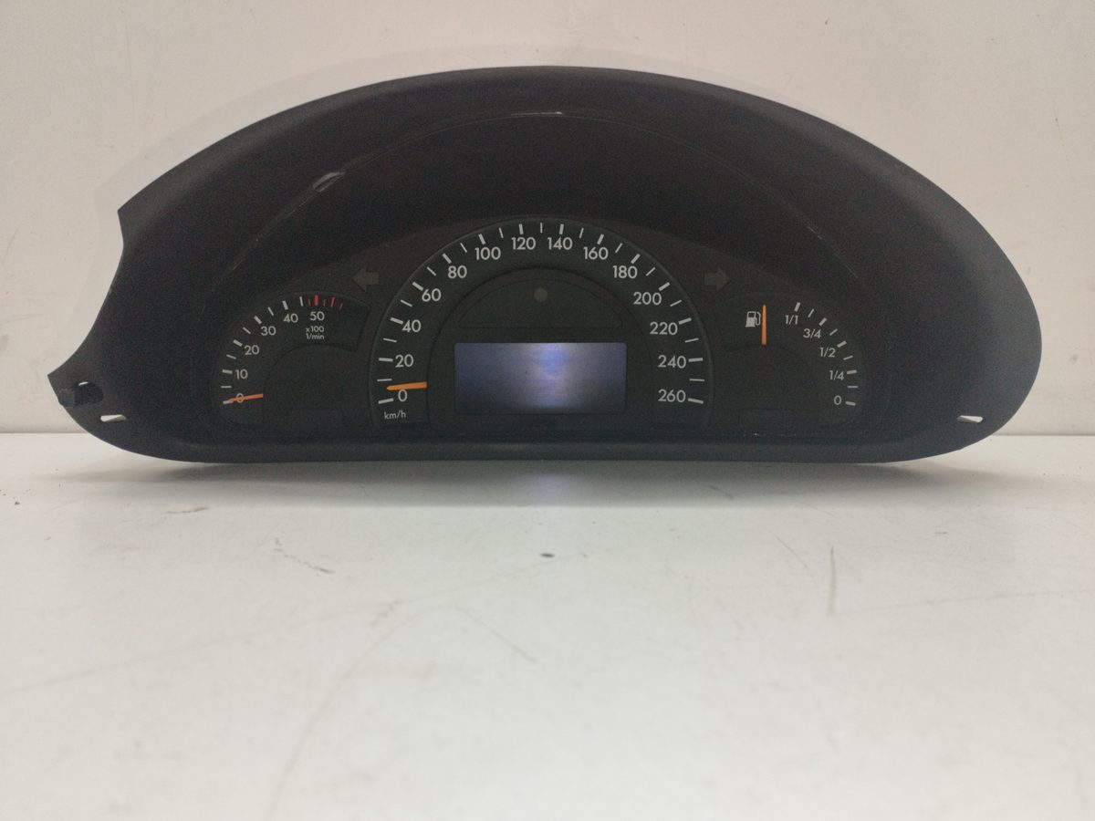 Tablero De Instrumentos Mercedes-Benz Clase C (W203) Berlina 2000-2007 A2035401347