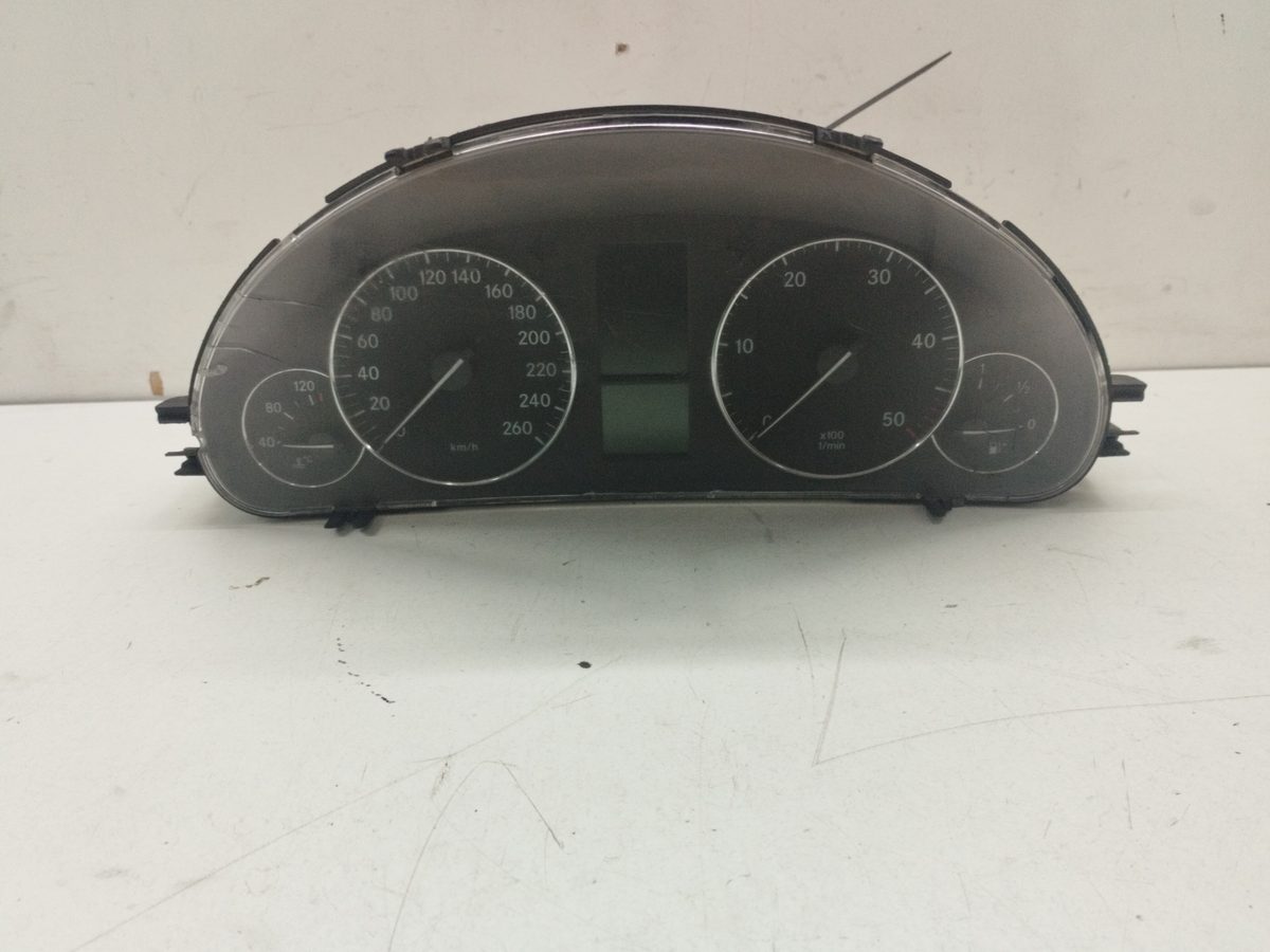 Tablero De Instrumentos Mercedes-Benz Clase C (W203) Berlina 2000-2007 A2035404947