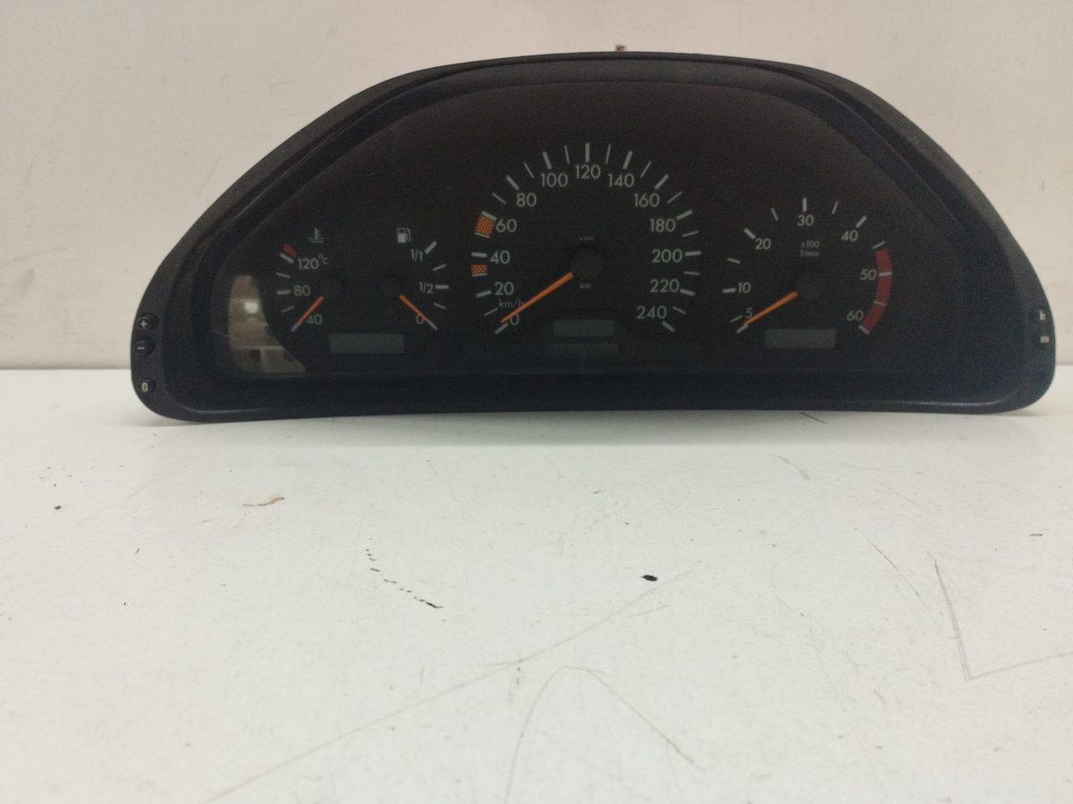 Tablero De Instrumentos Mercedes-Benz Clase E (W210) Berlina Diesel A2105401448Q06