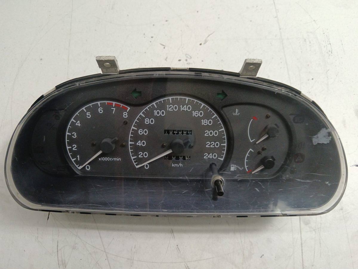 Tablero De Instrumentos Mitsubishi Colt (CA0) 1992-Actualidad 1600 GLXI 1.6L 83kW MB899938