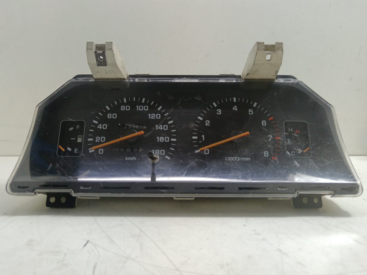 Tablero De Instrumentos Mitsubishi L 300 (P00) 1986-1999 Combi Tracción total MB849615X