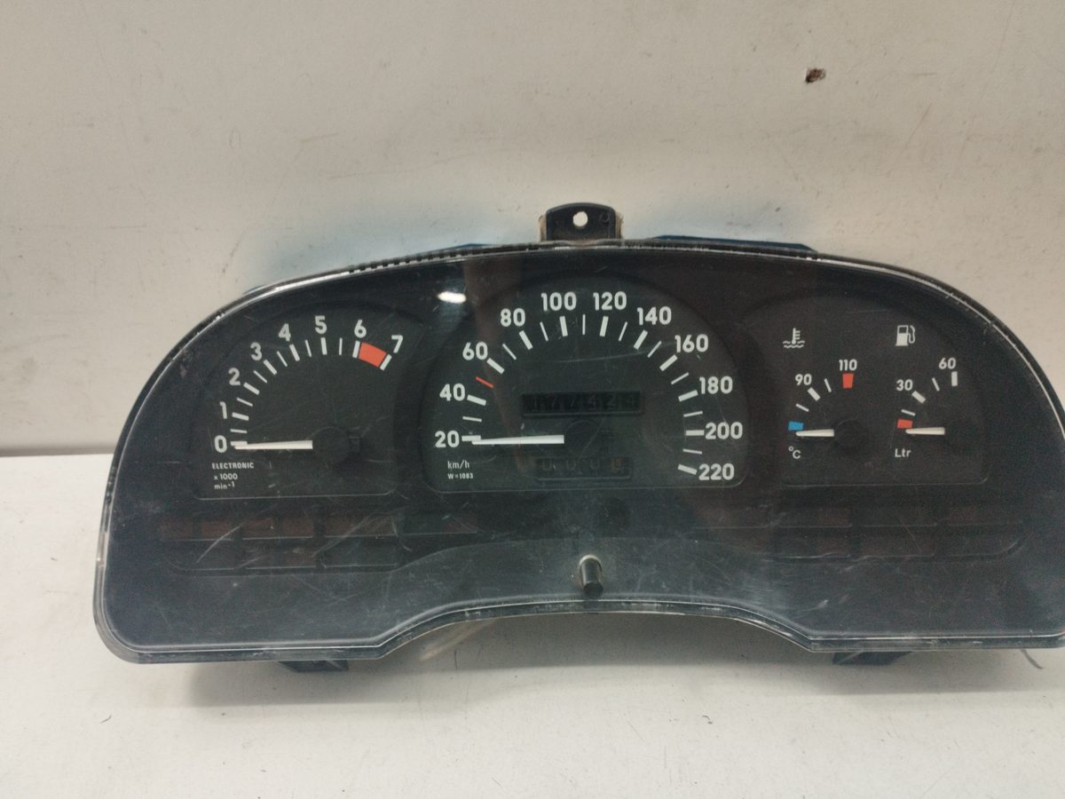 Tablero De Instrumentos Opel Astra F Berlina 1991-1998 Merit 1.6L 74kW OPEL90356288CC