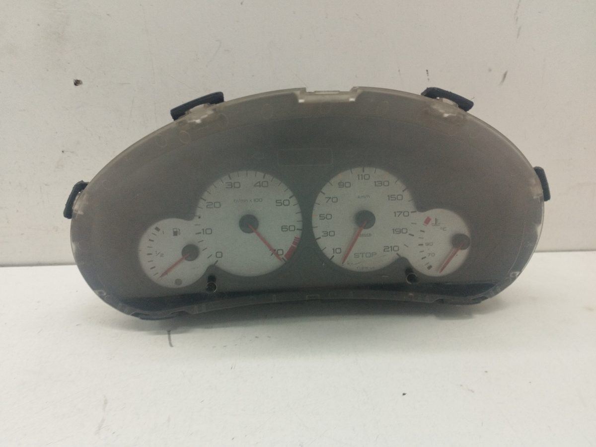 Tablero De Instrumentos Peugeot 206 Berlina 1998-2010 X-Line 1.4L 55kW 9651740380