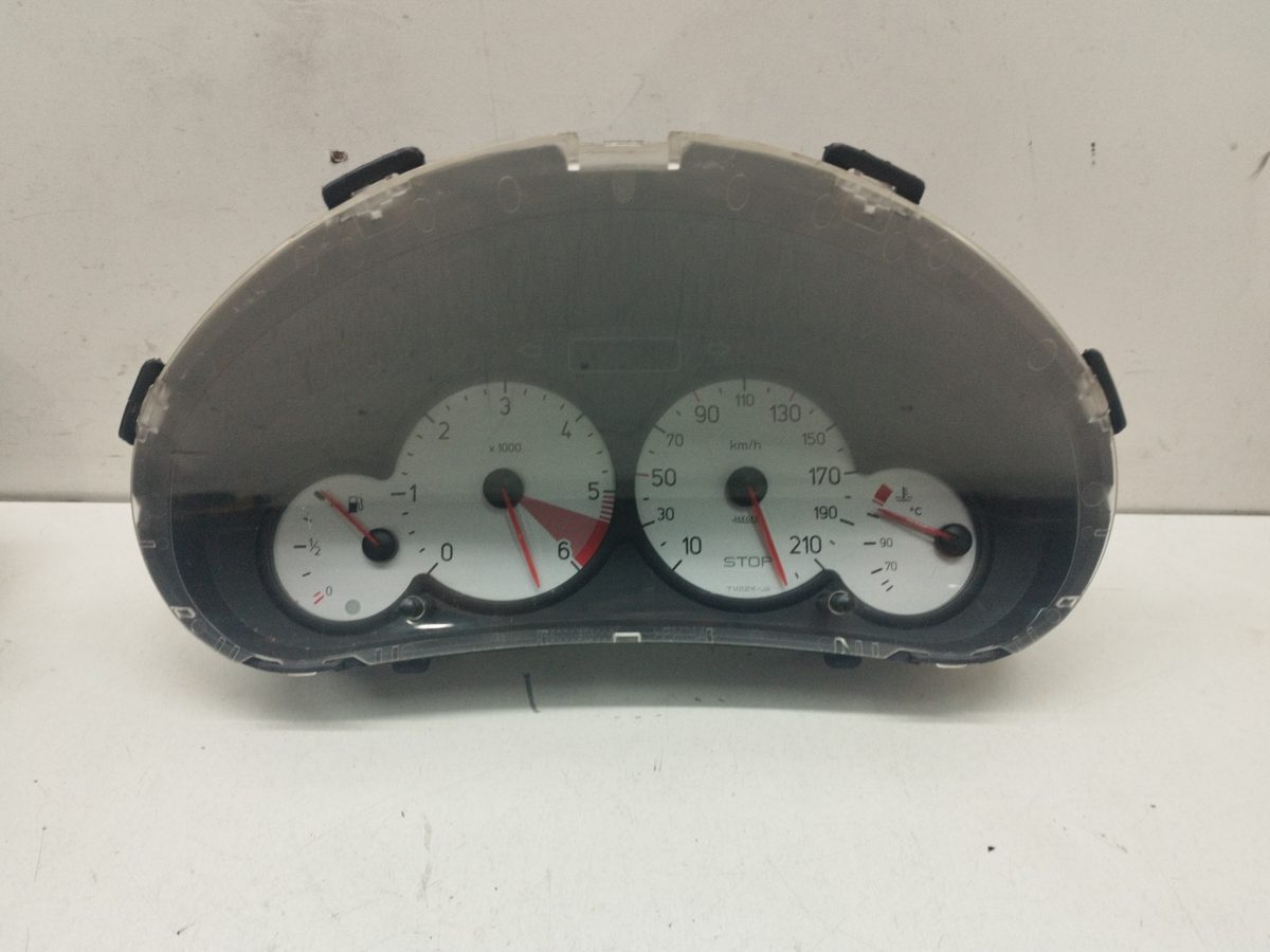 Tablero De Instrumentos Peugeot 206 Berlina 1998-2010 XR 1.9L 51kW 9659729080