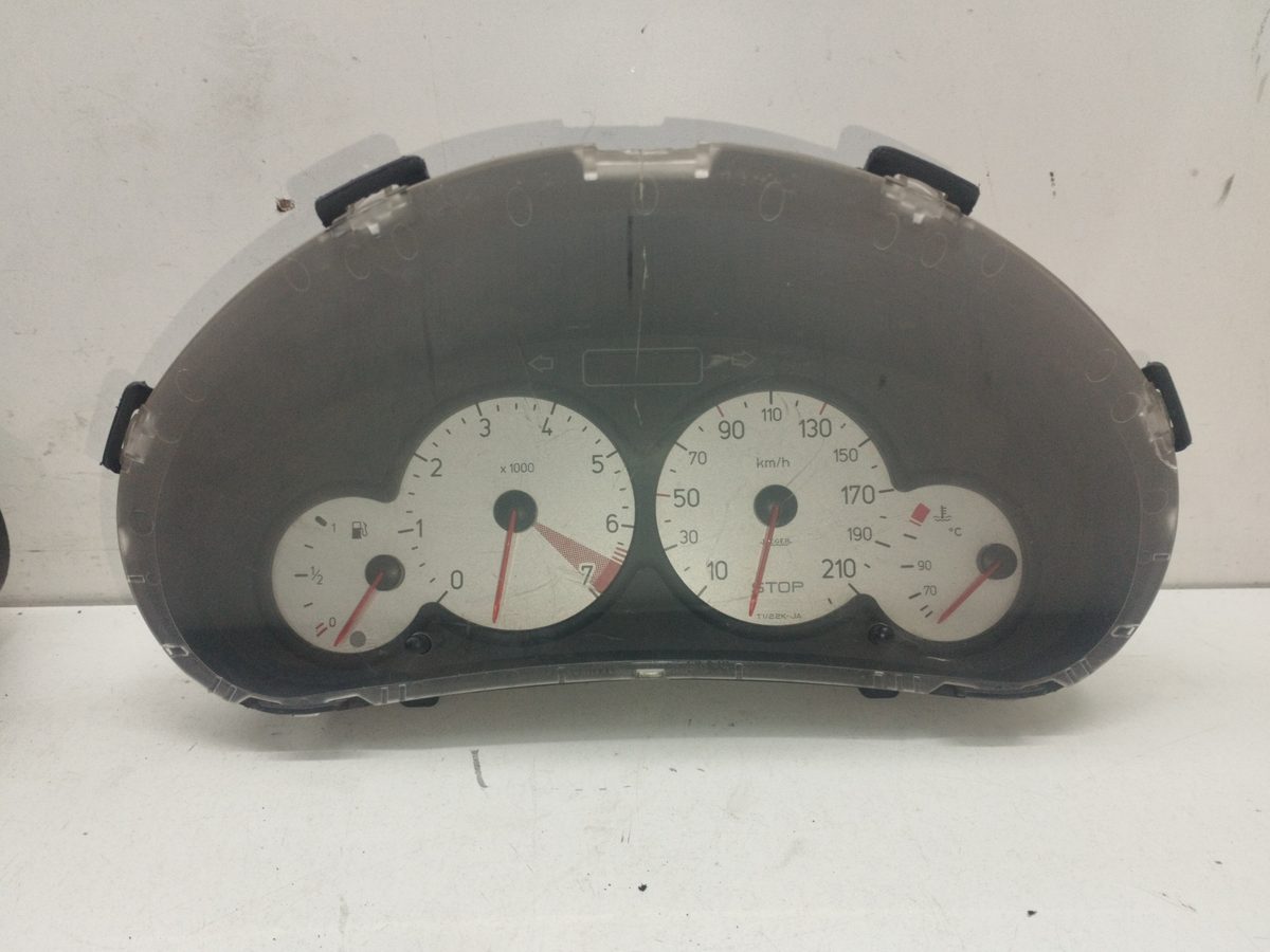 Tablero De Instrumentos Peugeot 206 Sw 2002-2007 X-Line 1.4L 55kW 9656696380