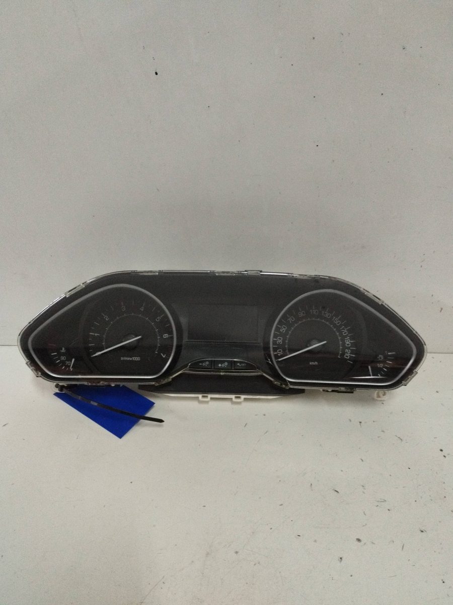 Tablero De Instrumentos Peugeot 208 2012-2019 Style 1.2L 60kW 981384878001