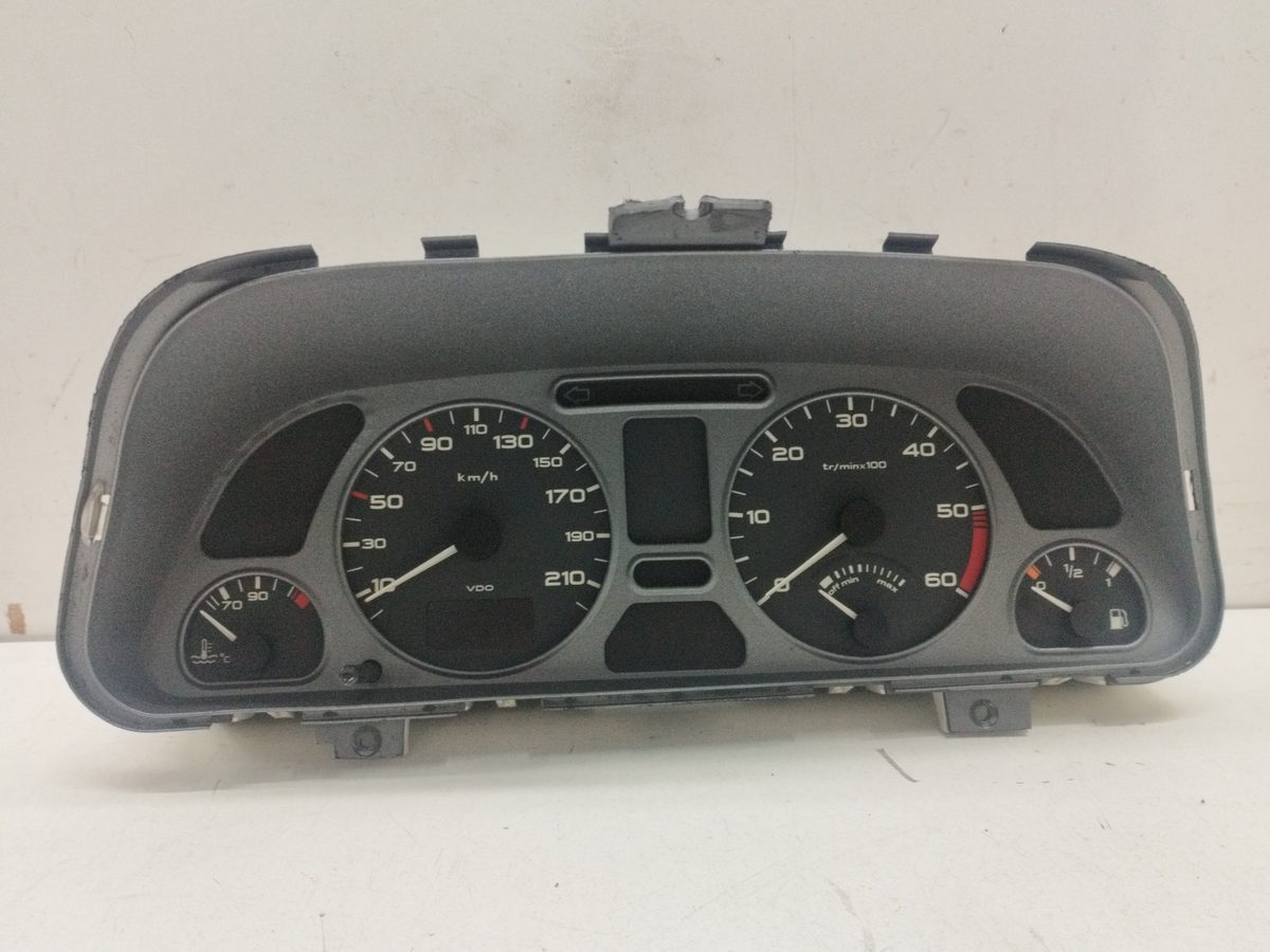 Tablero De Instrumentos Peugeot 306 Break 1979-2003 Boulebard 1.9L 51kW 9642490380