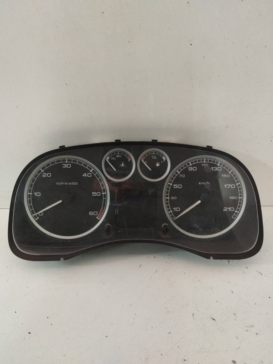 Tablero De Instrumentos Peugeot 307 (S1) 2001-2005 XS 2.0L 79kW P9646742480