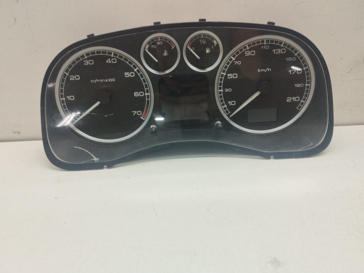 Tablero De Instrumentos Peugeot 307 (S1) 2001-2005 XN 1.6L 80kW P9651299480C00