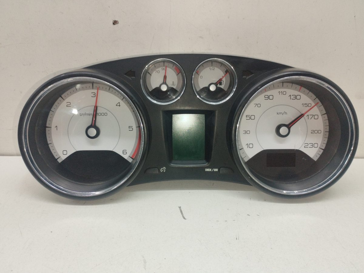 Tablero De Instrumentos Peugeot 308 2007-2013 2.0 16V HDi FAP 2.0L 103kW 9665107680