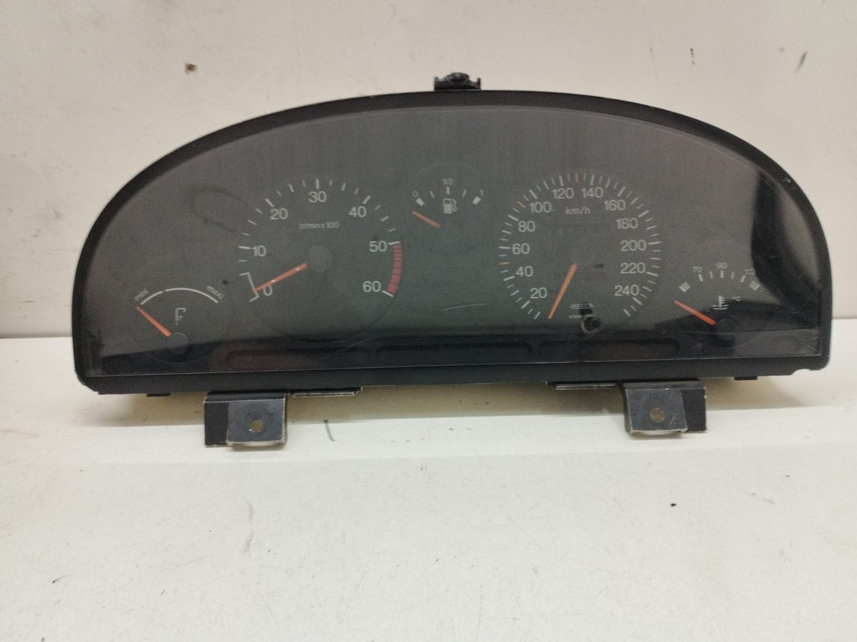 Tablero De Instrumentos Peugeot 405 Berlina 1987-1996 Signature 1.9L 47kW 9409896780