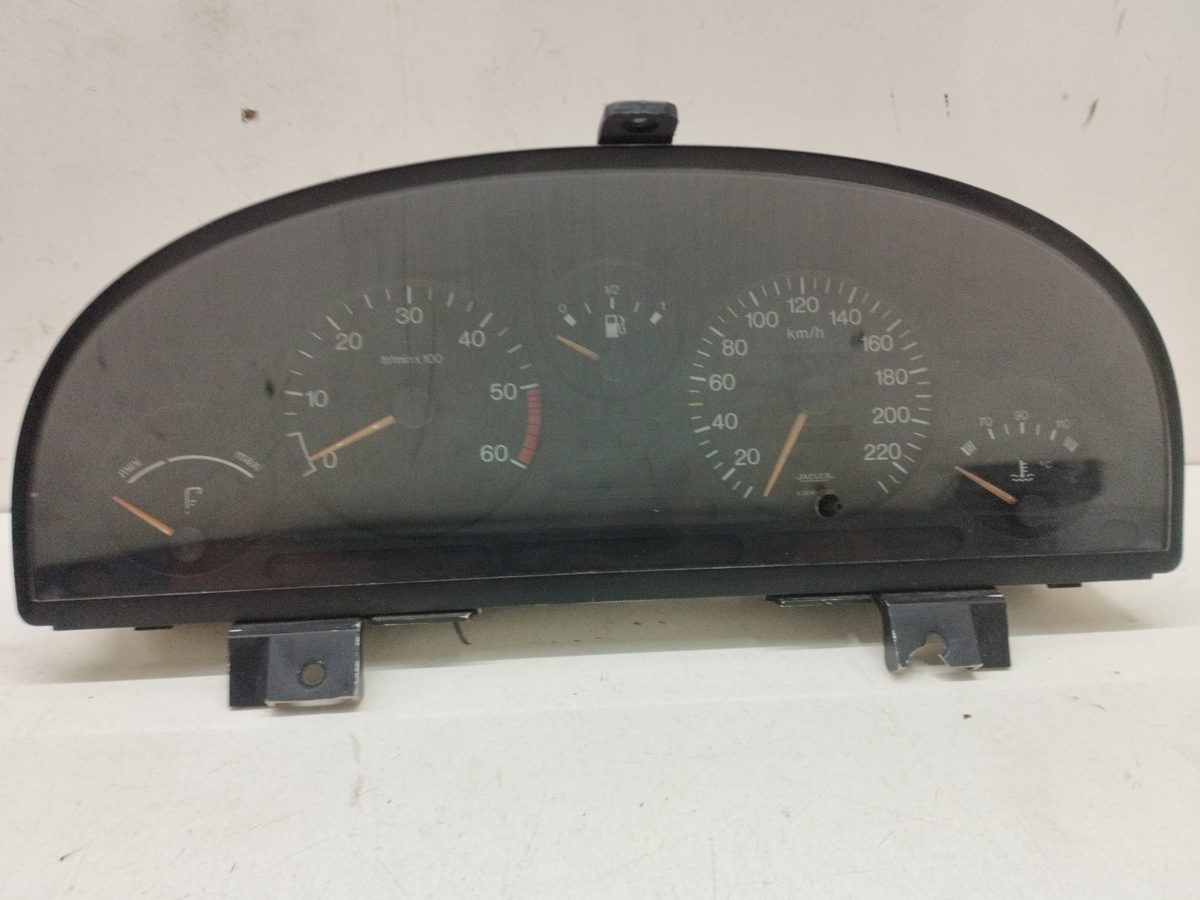 Tablero De Instrumentos Peugeot 405 Berlina 1987-1996 MI 16 Le Mans 2.0L 112kW 9619075280
